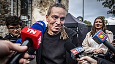 P�íchod poslance a bývalého p�edsedy Pirát� Ivana Barto�e do �tábu Pirátské...