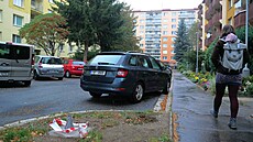 Dodavatelská firma Kaska ji� ve vybraných lokalitách instaluje patky pro...