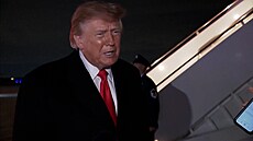 Ukrajina by m�la mít nového prezidenta, �ekl Trump. Poslední útok Kyjeva...