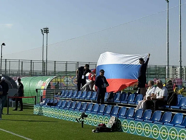 Rusové jsou zpátky. Na turnaji, kde je (skoro) celý svět, mohou narazit i na Česko