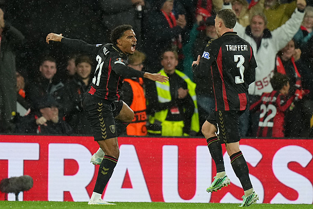 Sparto, nedáš víc lístků? Bournemouth píše pohádku, kterou málokdo uvidí