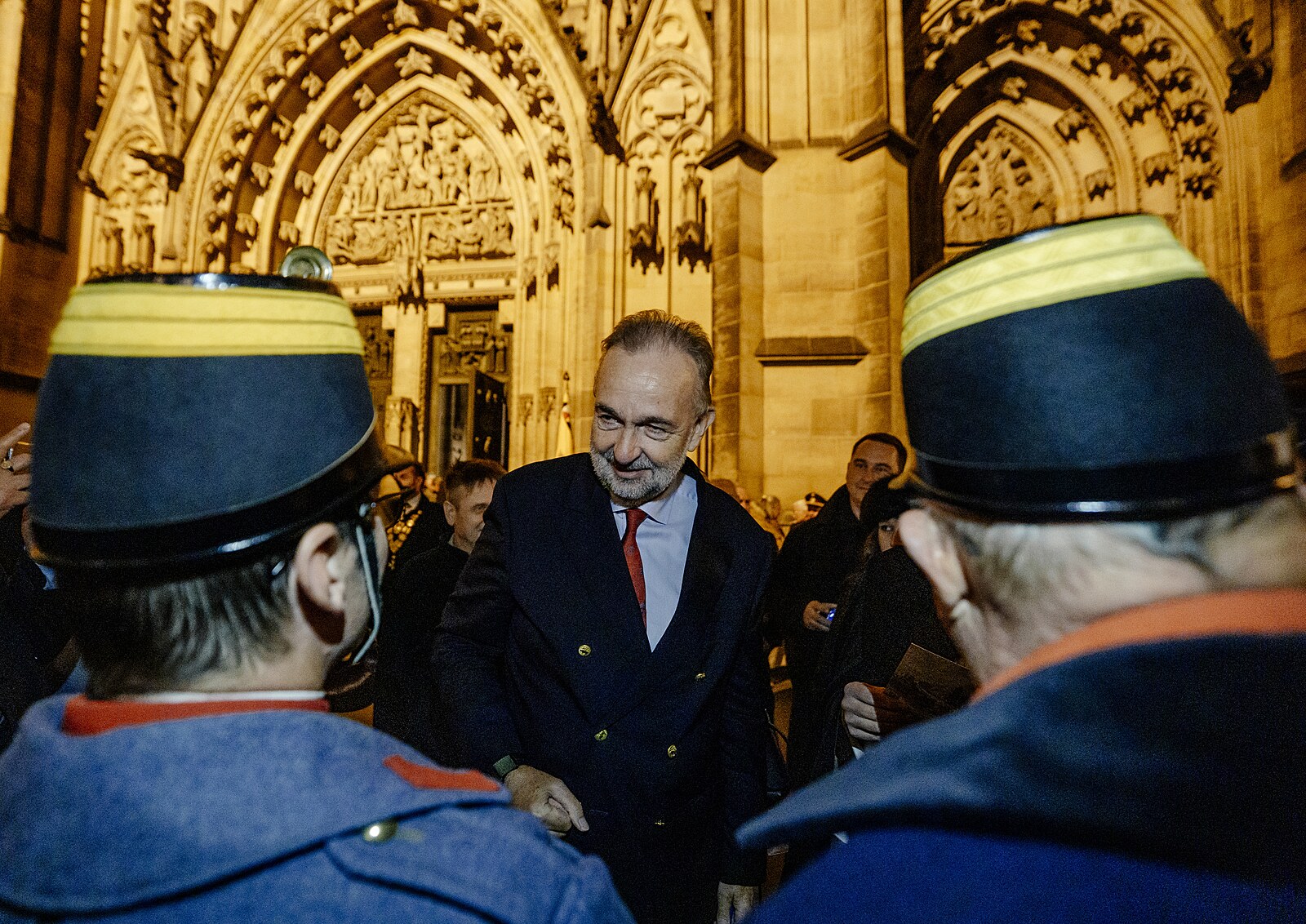Přijel i Karel Habsburský. Ve svatém Vítu zazněla císařská hymna a připomínali se čeští králové | Česko