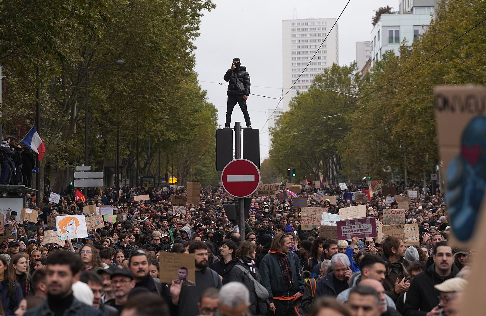 Nepokoje v EU. Generátoři chaosu jdou vždy tam, kde ucítí slabost | Názory