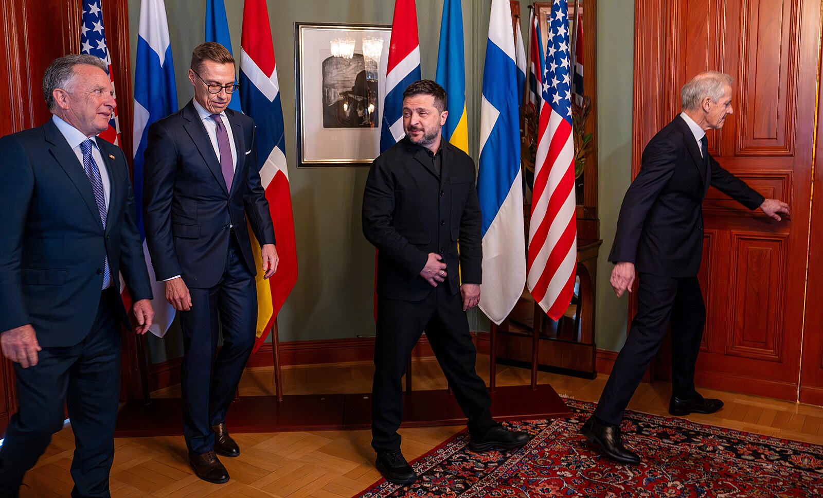 European nations debate single envoy to negotiate with Putin