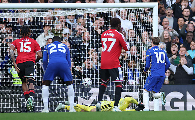 ONLINE: Tottenham i s Kinským vede, City padli s Brightonem, neuspěli ani United