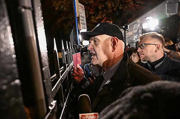 Tusk kritizuje opozici kvůli krizi ústavního soudu, mluví o ničení demokracie