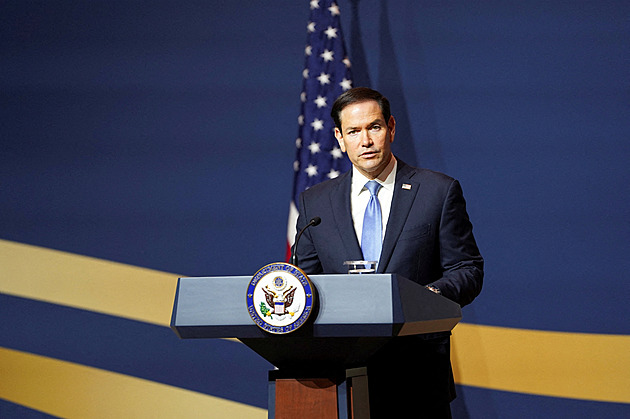 Trump a Putin by se mohli setkat v Číně. Rubio jednal s Lavrovem o summitu APEC