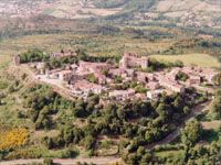 Leteck pohled na Rennes-le-Chateau