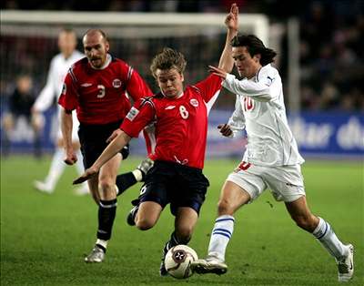 Tomáš Rosický v barážovém zápase proti Norsku.