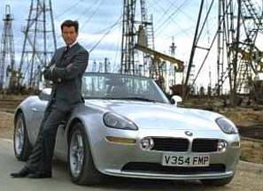 James Bond pravideln propaguje BMW.