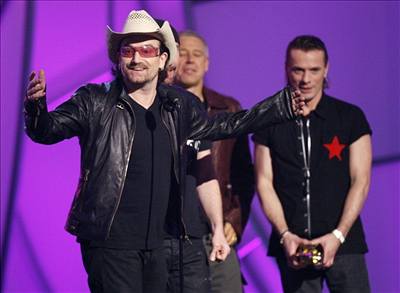 Na Grammy triumfovali U2