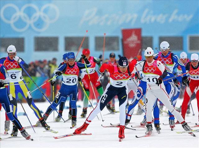 Kateina Neumannová bhem závodu na 30 kilometr. 