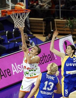 Basketbalistky Brna porazily Valenciennes - ilustraní foto.