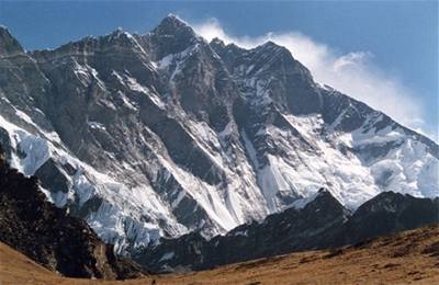 esk horolezec zemel v Himaljch