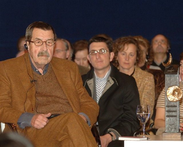 Nositel Nobelovy ceny za literaturu (1999) Günter Grass.