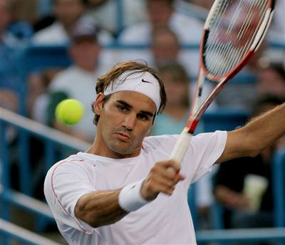 Federer vládne tenistům rekordně dlouho