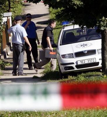 Policie hledá dkazy na míst inu.