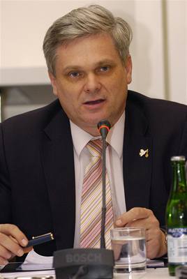 Vlastimil Tlustý.