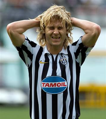 Pavel Nedvd v dresu Juventusu