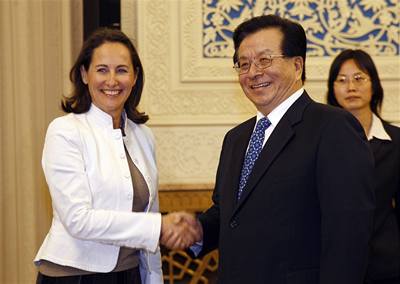 Ségolene Royalová se bavila s viceprezidentem Ceng ching-chungem.
