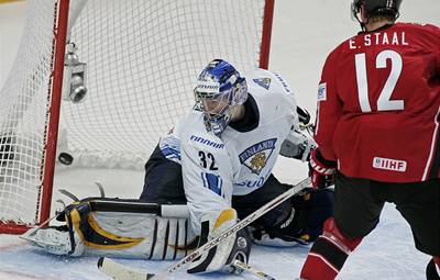 Kanada ve finále porazila Finsko 4:2.