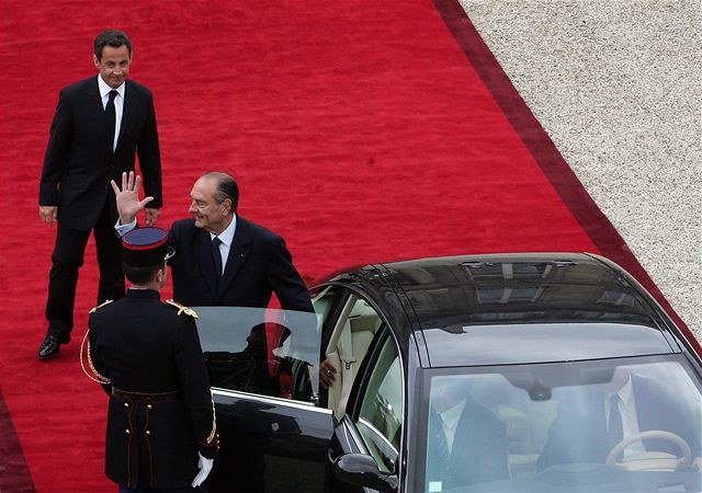 Chirac se louí s Elysejským palácem.