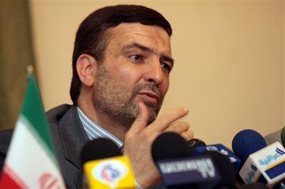 Íránský velvyslanec v Iráku Hasan Kazemí Komí