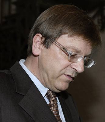 Verhofstadt kon a zachrauje Belgii
