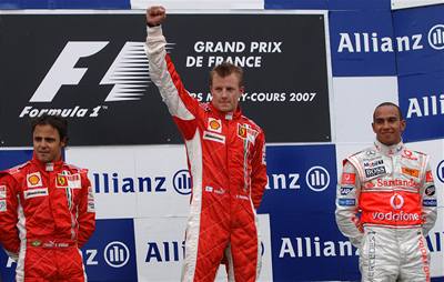 Ferrari ovldlo zvod v Magny Cours