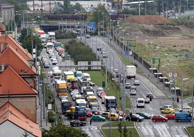 Leteck puma ochromila dopravu v Plzni