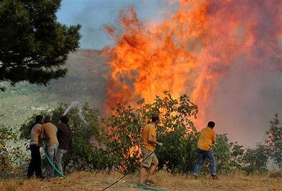 Řecko vyhlásilo kvůli požárům výjimečný stav