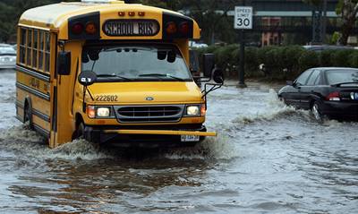 Stedozápad USA suují záplavy, statisíce lidí jsou bez elektiny.