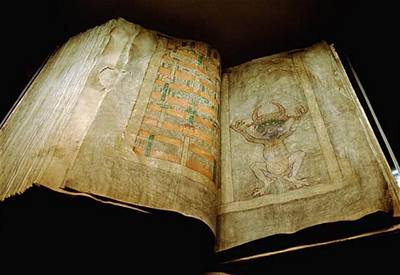 Magická ilustrace. Rukopis je výjimený i vyobrazením ábla na stránkách bible.