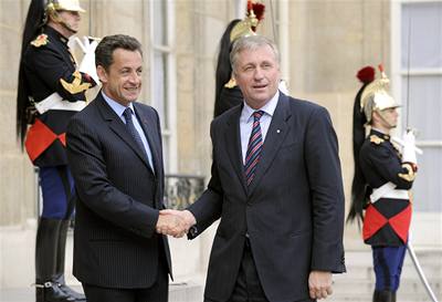 Sarkozy bude jednání na summitu ídit naposled, pít u bude ada na Topolánkovi