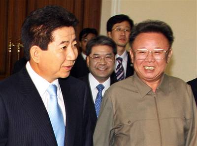 Vdcové Severní a Jiní Koreje na setkání v Pchjongjangu