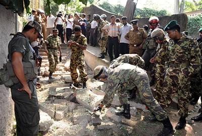 Útok granátem v Dehiwala zoo na Srí Lance.