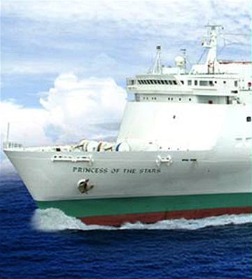 Loď s 845 lidmi se potopila u Filipín.