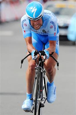 Stefan Schumacher vítzí v asovce na Tour de France.
