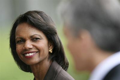 Americká ministryně zahraničí Condoleezza Riceová během své návštěvy Austrálie a Nového Zélandu. Na snímku zachycena s australským ministrem zahraničí Stephenem Smithem