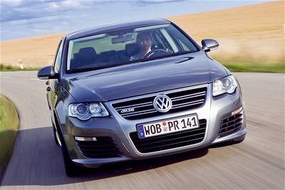 Policie bude chytat piráty silnic ve Volkswagenu Passat R36.