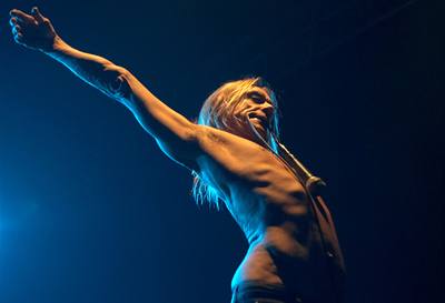 Iggy Pop pesvdil: punk není mrtvý