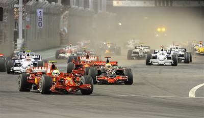 Přestože Ferrari vyráželo do závodu v Singapuru z 1. a 3. místa, nezískalo ani jeden bod.