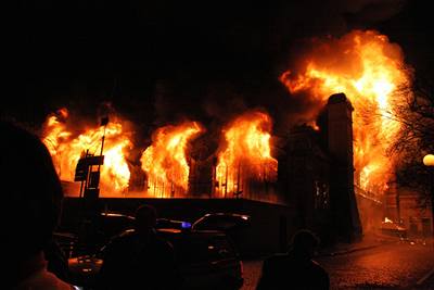 Poár zniil 16. íjna levé kídlo Prmyslového paláce na praském Výstaviti. 