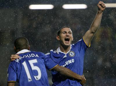 Frank Lampard se raduje, jeho Chelsea vyhrála, vrátila se do ela a Frankie vstelil 100. gól v dresu Blues.