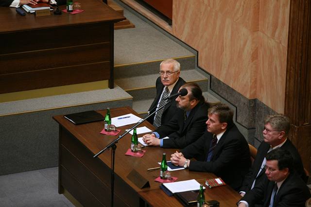 Václav Klaus, Ladislav Jakl a Miloslav Vlek u soudu