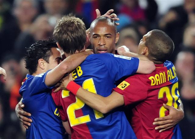 Radost hrá Barcelony po druhém gólu v síti Valencie.