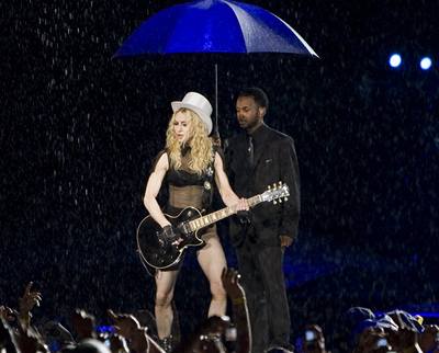 Brazilský koncert Madonny byl ve znamení deště.
