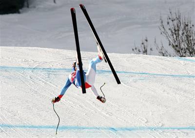 Daniel Albrecht svj skok Hahnenkammu nezvládl.