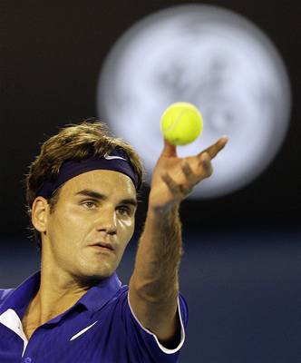 Soustředěný Federer.