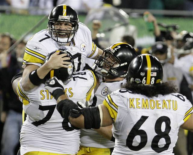 Radost vítz 43. Super Bowlu, hrá Pittsburghu Steelers.